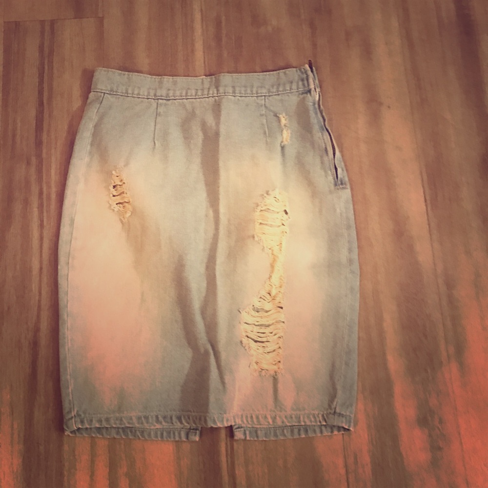 Denim skirt